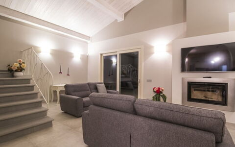 Villa Sara: Interieur Ontwerp, Flooring, Meubilair, Bankstel, Plafond, Verdieping, Kamer, Woonkamer, Verlichting, Huis