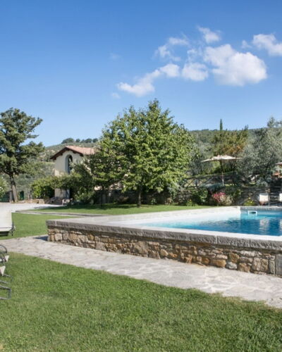 Villa Bel Monte: Zwembad, Buitenmeubels, Landgoed, Tuin, Toevlucht, Hacienda, Schaduw, Landscaping, Backyard, Eco Hotel