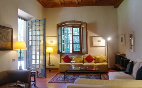Villa Antonella: Meubilair, Interieur Ontwerp, Flooring, Hout, Plafond, Verdieping, Kamer, Tafel, Verlichting, Woonkamer