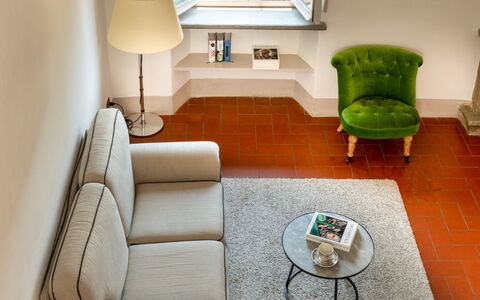 Agatea: Meubilair, Interieur Ontwerp, Flooring, Hout, Verdieping, Bankstel, Kamer, Tafel, Woonkamer, Verlichting