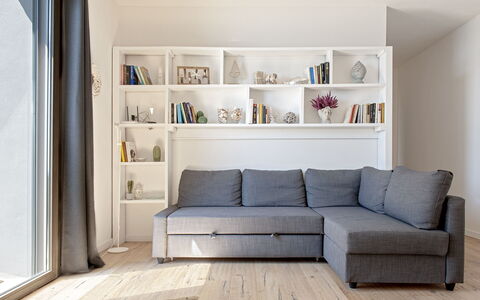 Vistamare: Meubilair, Flooring, Hout, Bankstel, Verdieping, Interieur Ontwerp, Woonkamer, Houten Vloer, Kamer