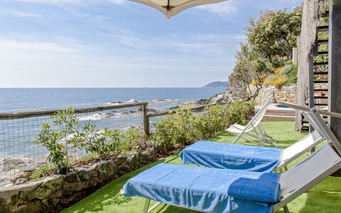 Vistamare: Blauw, Buitenmeubels, Meubilair, Zee, Kust En Oceanic Landvormen, Toevlucht, Stoel, Kust, Oceaan, Vrije Tijd