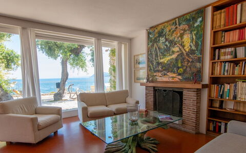 Terrazza Dell'Elba: Meubilair, Hout, Interieur Ontwerp, Verdieping, Kamer, Zee, Woonkamer, Bankstel, Stoel