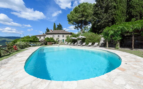 Villa Poggio La Croce: Zwembad, Hacienda, Toevlucht, Landgoed, Thermae, Villa, Eco Hotel, Landscaping, Badplaats, Waterpartij