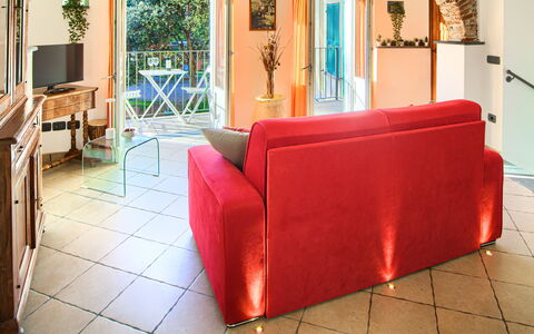 Ca Du Checcu: Meubilair, Interieur Ontwerp, Bankstel, Flooring, Verdieping, Hout, Tafel, Kamer, Woonkamer, Plafond