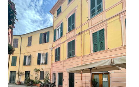 Casa Garibaldi - Levanto: Appartement, Stedelijk Ontwerp, Condominium, Parking, Balkon