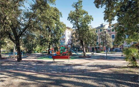 Casa Camuri - Levanto: Dag, Boom, Stad, Openbare Ruimte, Buurt, Woongebied, Stedelijk Ontwerp, Menselijke Nederzetting, Appartement, De Lente