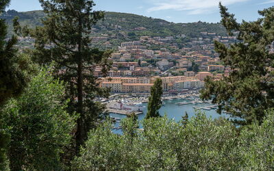 Ca' Nelly: Blauw, Vegetation, Zomer, Landschap, Kust, Baai, Dicht Struikgewas