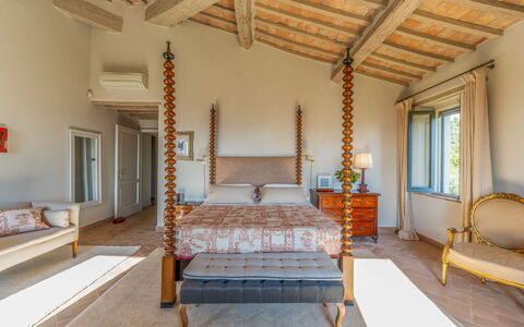 Casalberna: Meubilair, Interieur Ontwerp, Flooring, Verdieping, Bed, Slaapkamer, Huis, Plafond, Bed Frame, Bedding