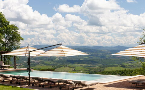 Torre Antica: Bergachtig Landvormen, Heuvel, Berg, Landschap, Hoogland, Land Lot, Heuvel Station, Bergketen, Buitenmeubels, Ridge