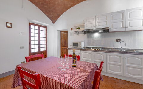 Accommodatie:&nbsp;Rustico Apartment With Pool, Casole D'elsa