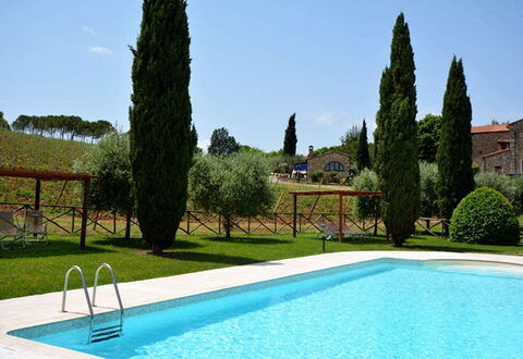 Agriturismo Agresto Apartments And Cottage, Pool,: Zwembad, Tuin, Hacienda, Backyard, Landscaping, Toevlucht, Landgoed, Gazon, Werf, Eco Hotel