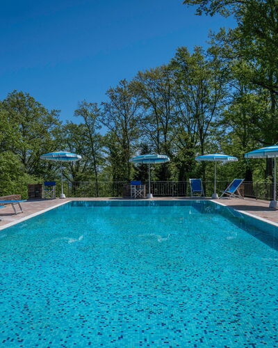 Grace Home, Pool, Wifi, Gambassi Terme: Blauw, Zwembad, Toevlucht, Buitenmeubels, Eco Hotel, Schaduw, Badplaats, Waterpartij, Landscaping, Villa