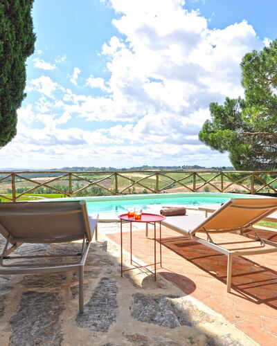 Capanna Al Lago: Meubilair, Buitenmeubels, Stoel, Zwembad, Buitentafel, Backyard, Villa, Eco Hotel, Ligstoel, Patio