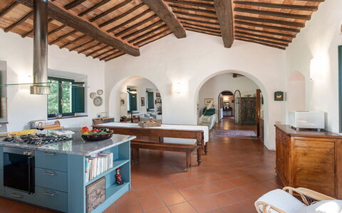 Casale del Timignano, Private Villa with Huge Gard: Meubilair, Huis, Huis, Interieur Ontwerp, Stoel, Plafond, Keuken, Keuken En Eettafel, Villa, Countertop