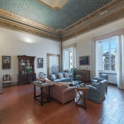 Elegant Suite: Florence Apartment with View on Med