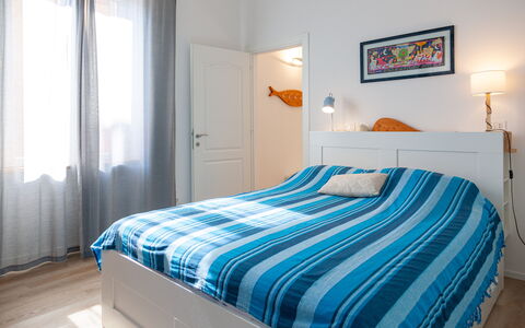 La Casa Dei Mandarini: Meubilair, Bed, Interieur Ontwerp, Bedding, Slaapkamer, Laken, Verdieping, Kamer, Flooring, Linens