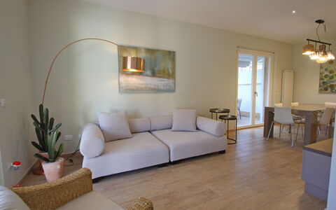 Casa Rossella: Meubilair, Interieur Ontwerp, Flooring, Verdieping, Muur, Bankstel, Hout, Woonkamer, Kamer, Tafel