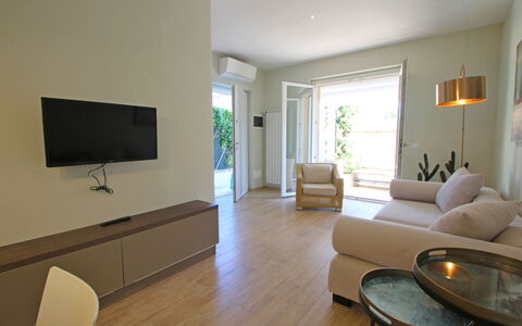 Casa Rossella: Meubilair, Interieur Ontwerp, Flooring, Verdieping, Hout, Woonkamer, Kamer, Bankstel, Plafond, Huis