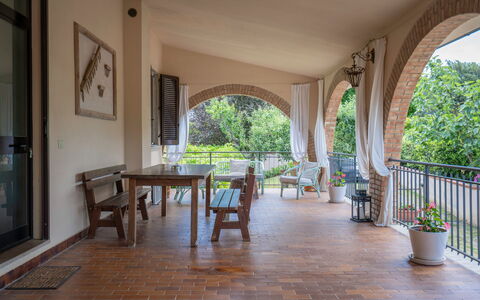 Il Campino, Pool, Montaione: Meubilair, Stoel, Plafond, Veranda, Beits, Keuken En Eettafel, Schaduw, Hacienda, Toevlucht, Buitenmeubels