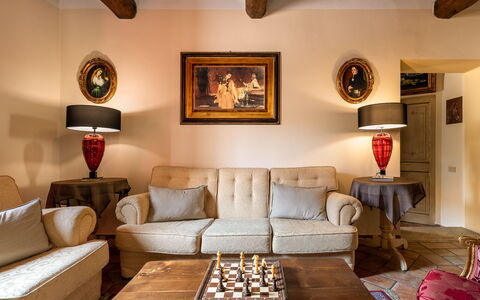 Portanuova Home, Colle Val D'elsa: Meubilair, Interieur Ontwerp, Flooring, Muur, Hout, Bankstel, Verdieping, Woonkamer, Kamer, Fotolijst