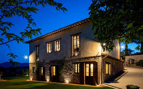 Casale Isidoro: Huis, Huis, Facade, Architectuur, Verblijf, Land Lot, Landgoed, Deur, Boerderij, Tuin