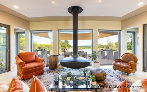 Villa Airone Tegoni, Pool, Radicondoli: Meubilair, Interieur Ontwerp, Plafond, Verlichting, Verdieping, Flooring, Woonkamer, Huis, Stoel, Bankstel