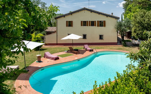 Casa La Cedrina, Pool, Lornano: Zwembad, Menselijke Nederzetting, Landgoed, Hacienda, Boerderij, Werf, Backyard, Schaduw, Toevlucht, Eco Hotel