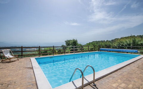 Casa Salvia, Ac, Wifi, Narni: Zwembad, Buitenmeubels, Vrije Tijd, Toevlucht, Eco Hotel, Badplaats, Hek, Villa, Hotel, Recreatiecentrum