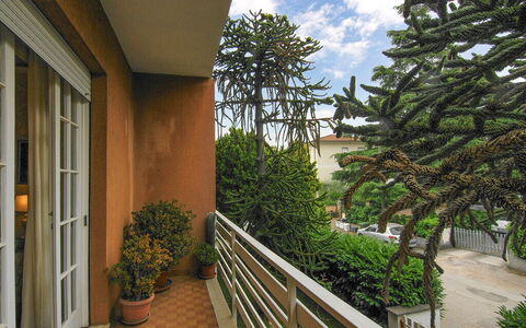 Butterfly Apartment In Lucca: Appartement, Balkon, Condominium, Schaduw, Beits