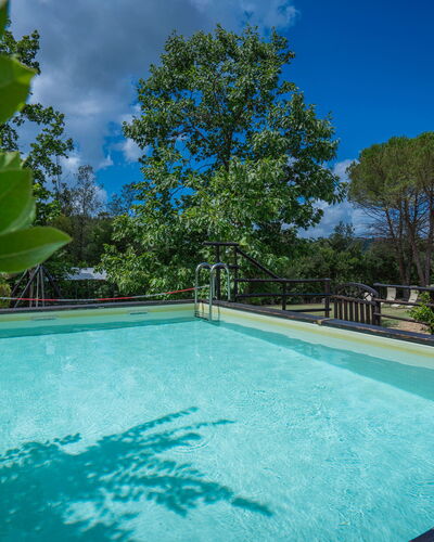 Casale La Canigiana, House, Pool, San Miniato: Blauw, Water, Zwembad, Samengesteld Materiaal, Toevlucht, Eco Hotel, Schaduw, Waterpartij, Reflectie, Landscaping