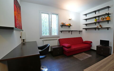 La Sevillana: Meubilair, Interieur Ontwerp, Flooring, Hout, Verdieping, Kamer, Fotolijst, Verlichting, Huis, Woonkamer