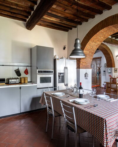 Maria Gabriella Holiday Home In Monticchiello: Meubilair, Muur, Interieur Ontwerp, Flooring, Plafond, Keuken, Huis, Stoel, Kamer, Verdieping