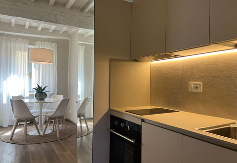 Guelfa 60: Interieur Ontwerp, Muur, Flooring, Hout, Meubilair, Verdieping, Plafond, Keuken, Kamer, Verlichting