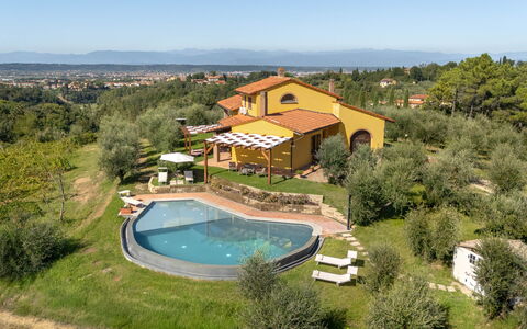 Villa Costa al Bagno: Zwembad, Boerderij, Landgoed, Backyard, Hacienda, Eco Hotel, Villa, Toevlucht