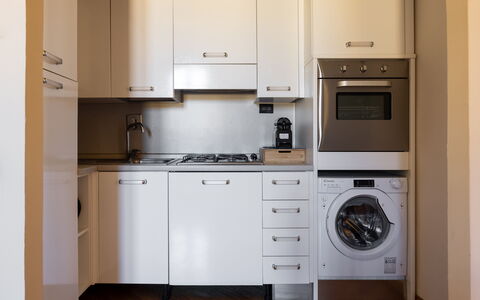 Cuore Di Firenze Apartment: Toestel Van De Keuken, Keuken, Major Appliance, Countertop, Cabinetry, Huishoudapparatuur, Fornuis, Fornuis, Flooring, Interieur Ontwerp