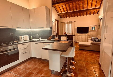 Casa Castelli: Meubilair, Interieur Ontwerp, Flooring, Countertop, Hout, Keuken, Verdieping, Plafond, Cabinetry, Toestel Van De Keuken