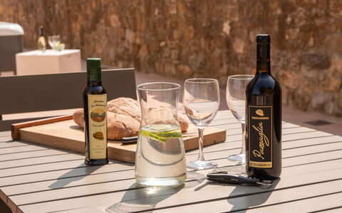 Marina's Lodge: Fles, Wijn, Glazen Fles, Wijnfles, Barware