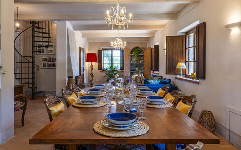 Aqua Bio Retreat: Meubilair, Interieur Ontwerp, Eetkamer, Tafel, Stoel, Flooring, Hout, Keuken En Eettafel, Plafond, Lichte Inrichting