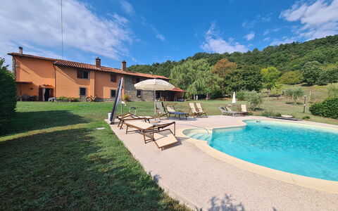 Villa Vindelbono: Zwembad, Eco Hotel, Landgoed, Buitenmeubels, Toevlucht, Hacienda, Boerderij, Villa, Thermae, Backyard