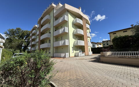 Liz: Woongebied, Appartement, Condominium, Balkon, Voorstad, Hotel