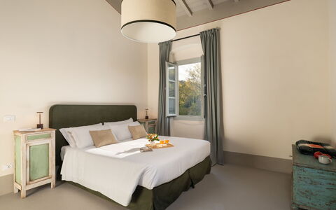 La Morella: Meubilair, Slaapkamer, Bed, Interieur Ontwerp, Bedding, Laken, Linens, Verlichting, Huis, Bed Frame