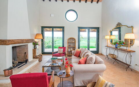 Villa Lodolaio: Meubilair, Muur, Interieur Ontwerp, Huis, Tafel, Verlichting, Stoel, Flooring, Bankstel, Woonkamer