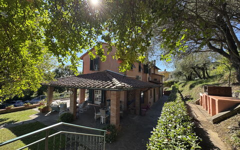 Casa Mia: Huis, Struik, Woongebied, Huis, Dak, Verblijf, Landgoed, Tuin, Landscaping