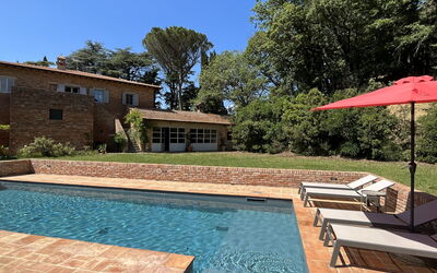 Casale Il Rondò, Private Pool, Città della Pieve: Zwembad, Buitenmeubels, Meubilair, Toevlucht, Woongebied, Ligstoel, Flagstone, Waterpartij, Tuin