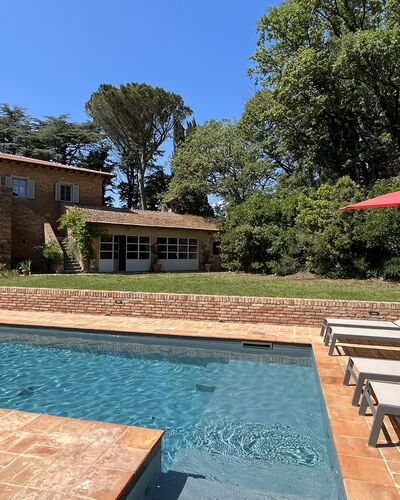 Casale Il Rondò, Private Pool, Città della Pieve: Zwembad, Buitenmeubels, Meubilair, Toevlucht, Woongebied, Ligstoel, Flagstone, Waterpartij, Tuin