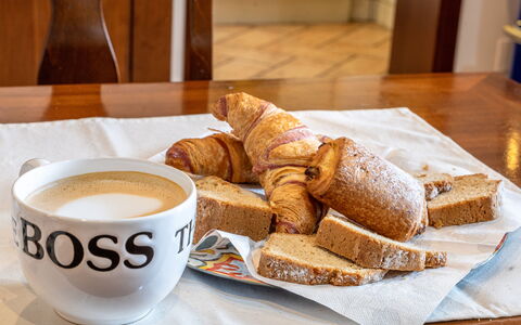 Casa Miramonti: Voedsel, Tableware, Ingrediënt, Serveware, Drinkware, Kop, Nagerecht, Ontbijt