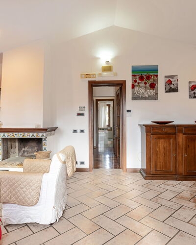 Casa Miramonti: Meubilair, Interieur Ontwerp, Flooring, Verdieping, Hout, Plafond, Kamer, Verlichting, Bankstel, Woonkamer