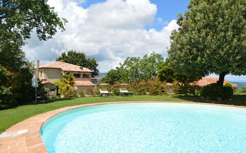 Agriturismo Bellavista, Private Pool, Val D'Orcia: Zwembad, Toevlucht, Eco Hotel, Tuin, Buitenmeubels, Hacienda, Landgoed, Boerderij, Werf, Landscaping