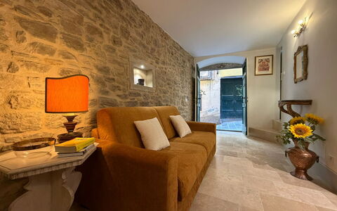 Casa Amandoli: Muur, Flooring, Interieur Ontwerp, Meubilair, Plafond, Verdieping, Verlichting, Bankstel, Kamer, Woonkamer